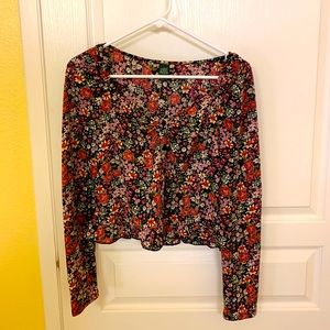 Women’s floral long-sleeve peplum top